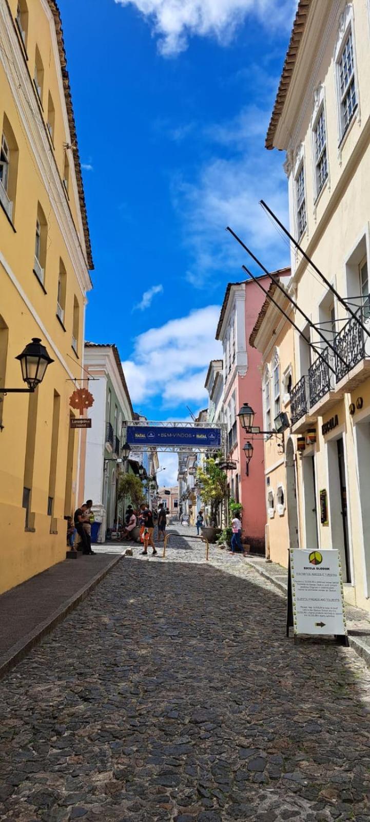 Apto Com Arte No Pelourinho 萨尔瓦多 外观 照片
