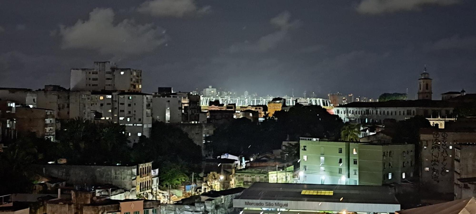 Apto Com Arte No Pelourinho 萨尔瓦多 外观 照片